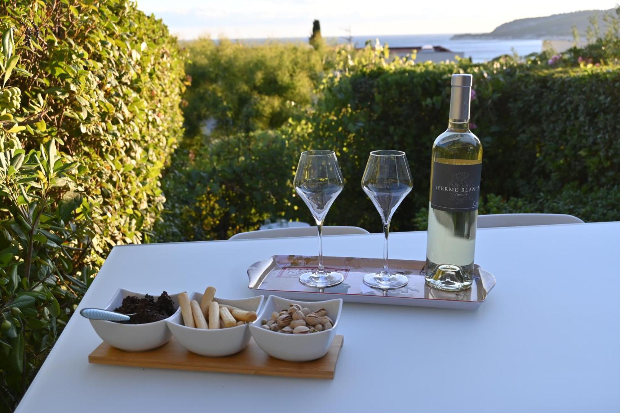 Appartamento Le Dauphin Climatisation Fibre 4 Personnes Cassis Esterno foto